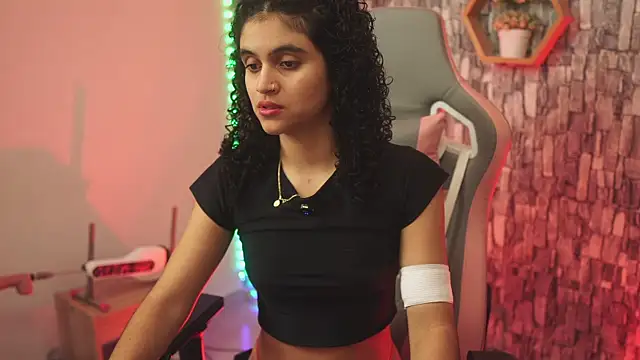 bonniie 98  online show from 18, 12, 2025