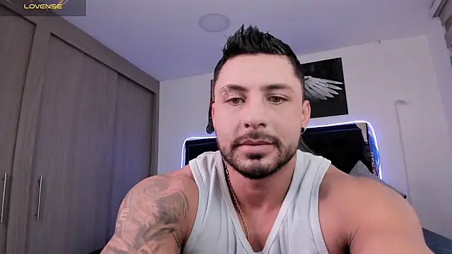 santi aesthetic online show from 23, 2, 2026