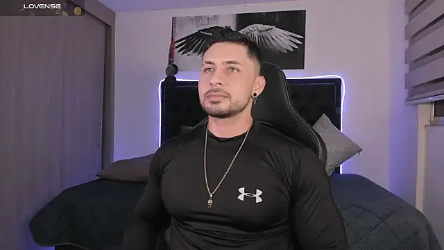 Snapshot of santi_aesthetic chatting on 7, 5, 2026 santi aesthetic online show from 7, 5, 2026