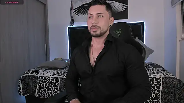Snapshot of santi_aesthetic chatting on 31, 5, 2026 santi aesthetic online show from 31, 5, 2026
