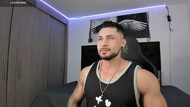 santi aesthetic online show from 9, 10, 2025