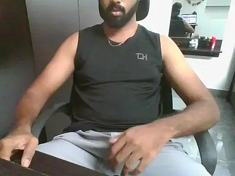 Snapshot of Periyakunji69 chatting on 13, 5, 2026 Periyakunji69 online show from 13, 5, 2026
