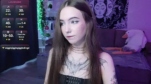 naugghtynikki online show from 12, 9, 2025