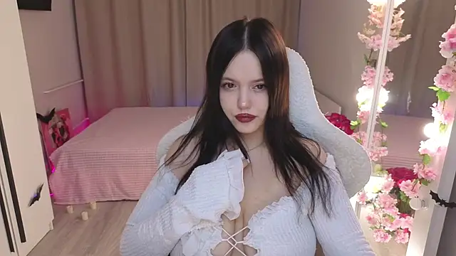 Betty  Davvis online show from 27, 10, 2025