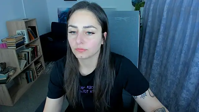 ValeriiMills online show from 1, 6, 2026