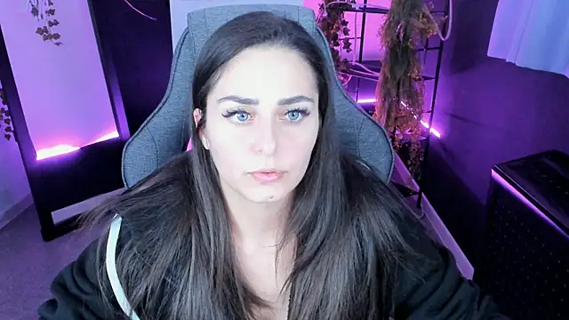 ValeriiMills online show from 15, 10, 2025