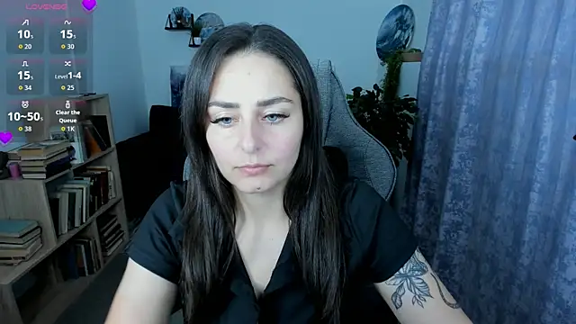 ValeriiMills online show from 30, 6, 2026