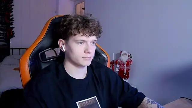 DanyDavis online show from 5, 12, 2025