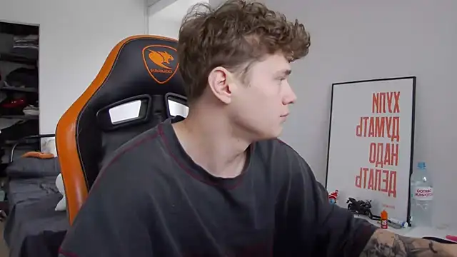 DanyDavis online show from 15, 10, 2025