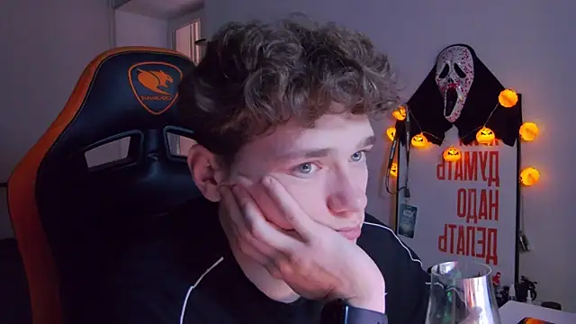 DanyDavis online show from 31, 10, 2025