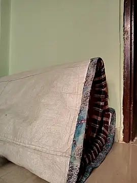 Desi Bhabi 01 online show from 3, 11, 2025