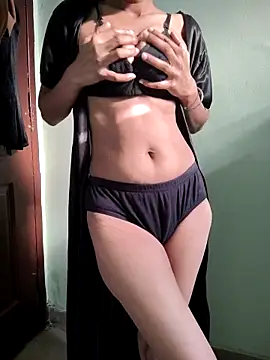 Desi Bhabi 01 online show from 18, 11, 2025