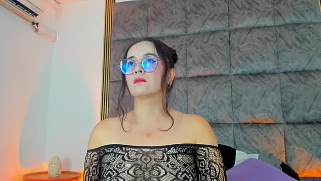 MeliissaAdamss online show from 10, 9, 2025