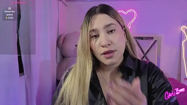 saaya tay online show from 18, 4, 2026