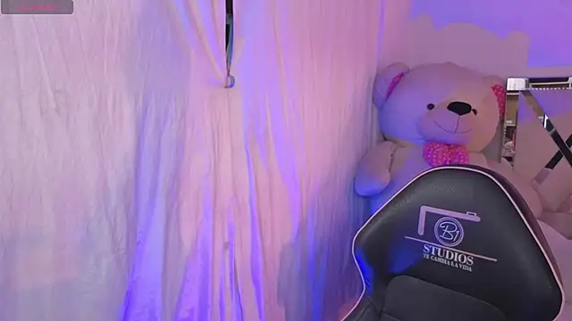 saaya tay online show from 8, 4, 2026