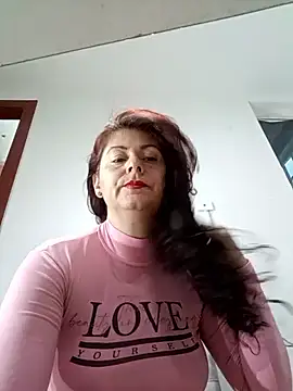 Snapshot of lunadicty chatting on 12, 10, 2025 lunadicty online show from 12, 10, 2025