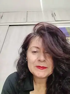 Snapshot of lunadicty chatting on 12, 5, 2026 lunadicty online show from 12, 5, 2026