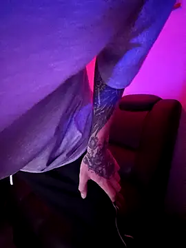 Chris  Jones online show from 16, 10, 2025