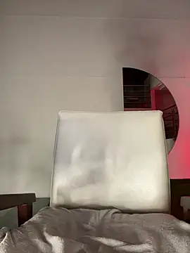 PapiStan online show from 5, 4, 2026