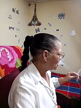 katrina perez online show from 8, 10, 2025