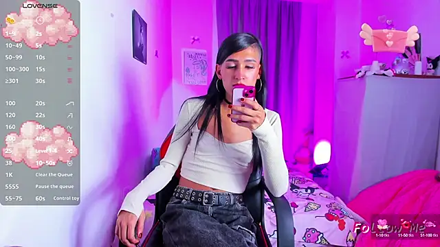 SkylerBennet online show from 22, 10, 2025