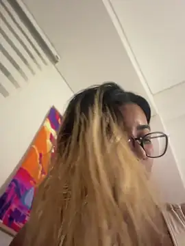 Pretty roxxyy online show from 2, 8, 2026