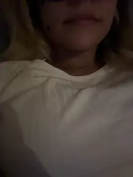 Pretty roxxyy online show from 13, 6, 2026