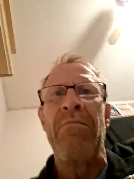 moasslicker online show from 29, 11, 2025