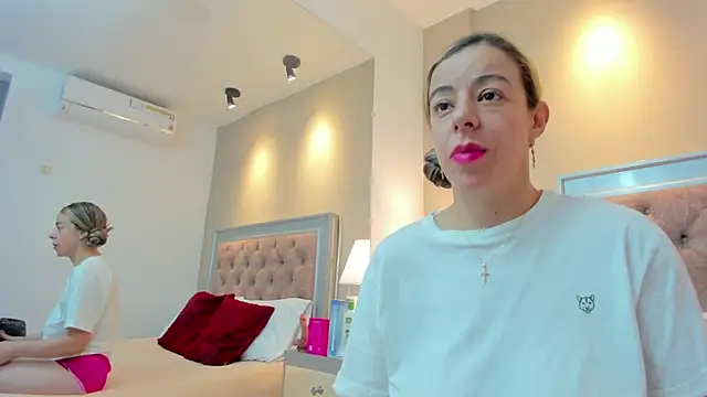 Snapshot of AlexaStorrm chatting on 27, 11, 2025 AlexaStorrm online show from 27, 11, 2025