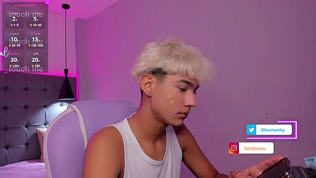 OliverTwinky online show from 29, 9, 2025