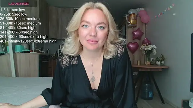 Snapshot of Eva___forever chatting on 26, 5, 2026 Eva forever online show from 26, 5, 2026