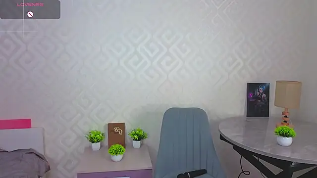 FancyHenley online show from 28, 11, 2025