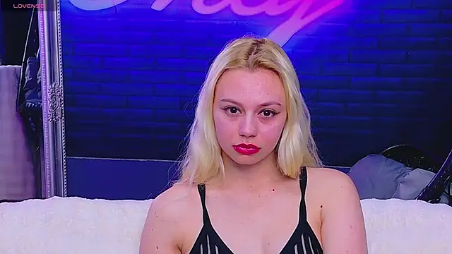 AlessiaCroft online show from 6, 5, 2026