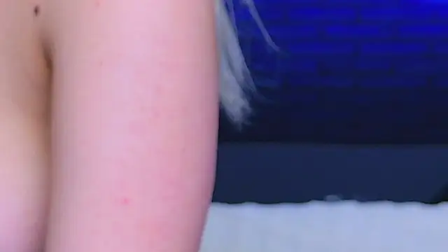 AlessiaCroft online show from 9, 4, 2026