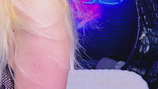 AlessiaCroft online show from 5, 5, 2026
