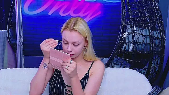 AlessiaCroft online show from 30, 4, 2026