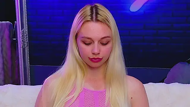 AlessiaCroft online show from 5, 6, 2026