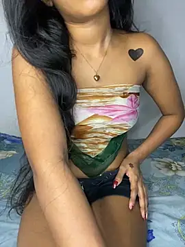 Snapshot of selena_mia chatting on 15, 3, 2026 selena mia online show from 15, 3, 2026