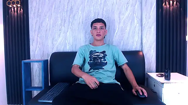 Matt Ruso online show from 21, 10, 2025