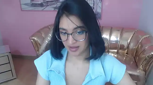 clementine t online show from 22, 3, 2025