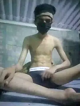 HannanKhan25 online show from 26, 10, 2025