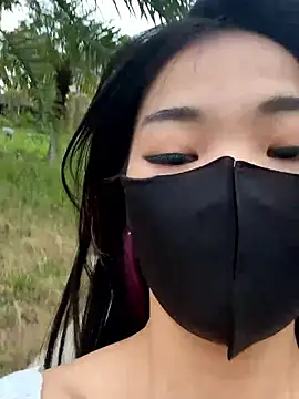 Snapshot of AiBanana chatting on 20, 10, 2025 AiBanana online show from 20, 10, 2025