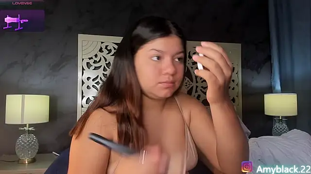 Snapshot of Amyblack__ chatting on 23, 10, 2025 Amyblack online show from 23, 10, 2025