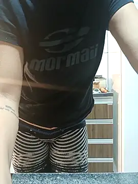 Snapshot of fuck_couple69 chatting on 26, 11, 2025 fuck couple69 online show from 26, 11, 2025