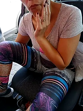 Snapshot of fuck_couple69 chatting on 22, 10, 2025 fuck couple69 online show from 22, 10, 2025