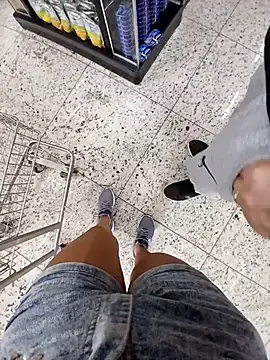 Snapshot of fuck_couple69 chatting on 12, 11, 2025 fuck couple69 online show from 12, 11, 2025