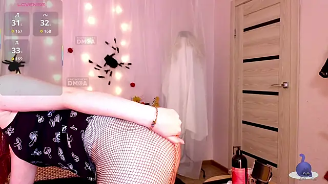 Snapshot of KatrinRayJoy chatting on 5, 11, 2025 KatrinRayJoy online show from 5, 11, 2025