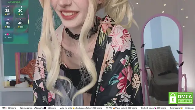 sweetuniporn online show from 23, 4, 2026