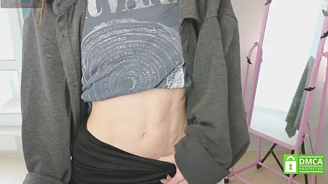 sweetuniporn online show from 14, 4, 2026