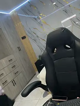 Kariina  69 online show from 1, 2, 2026